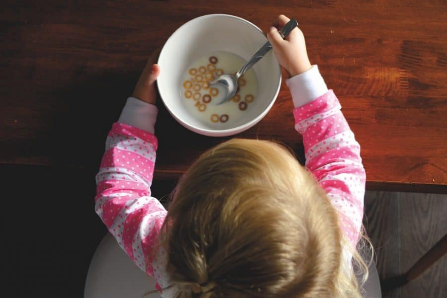 Petit dejeuner chez l'enfant