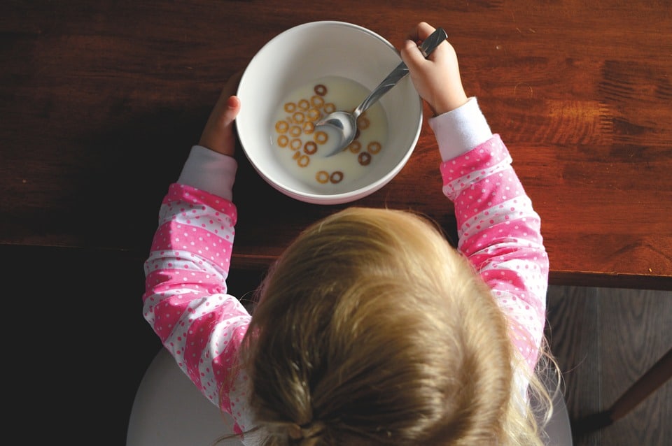 Petit dejeuner chez l'enfant