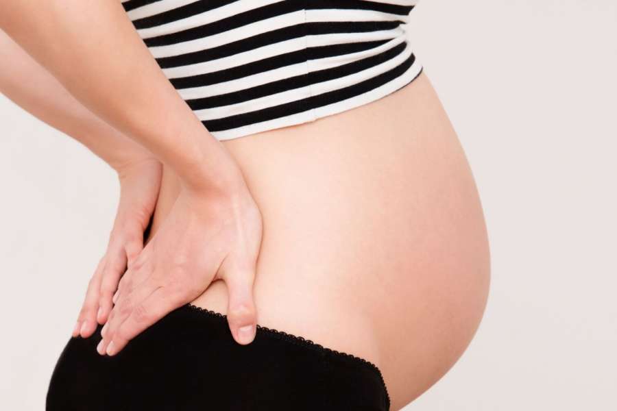 comment remedier au mal de dos pendant la grossesse