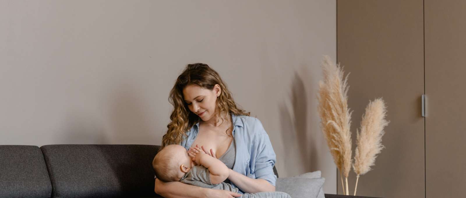 quel dosage de lait maternel donner a un bebe