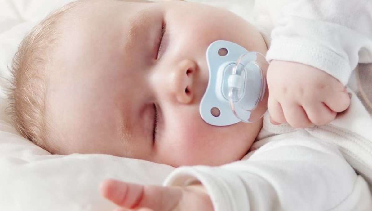 est ce une bonne idee de donner la tetine à son bebe des la naissance