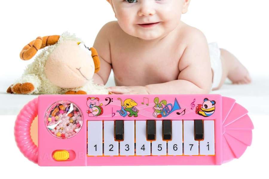 a partir de quel age offrir un piano musical à son bebe