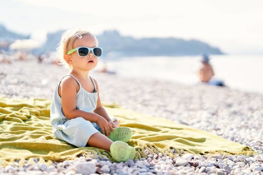 vêtement anti-UV bébé